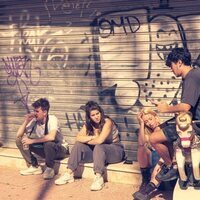 Foto de 'How to Screw It All Up'
