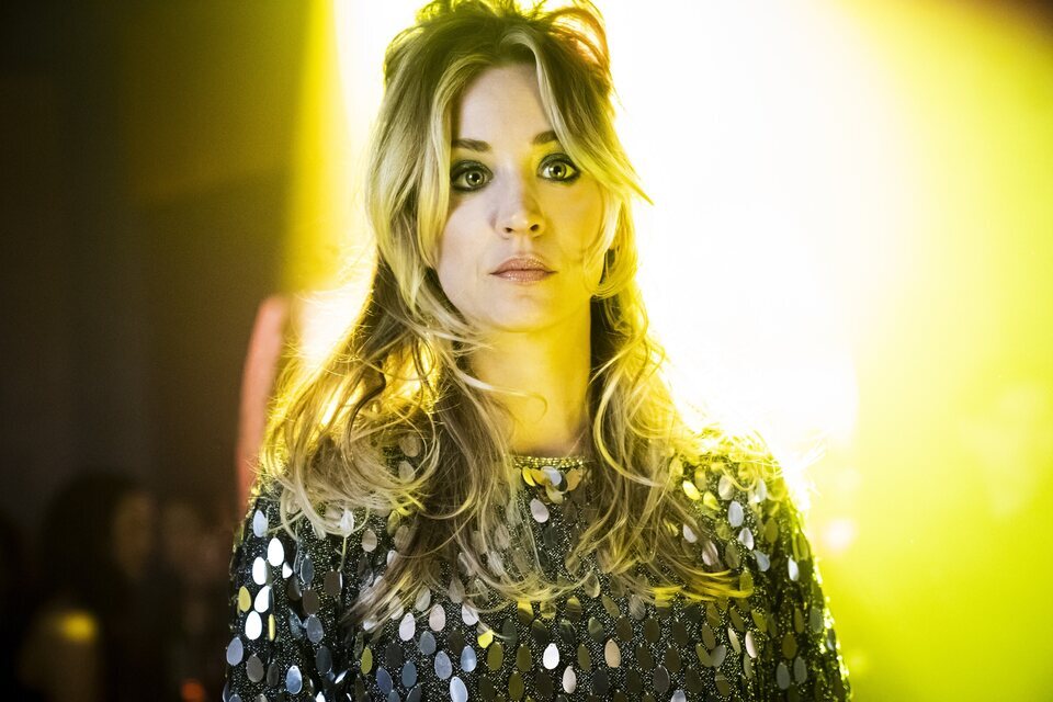 Imagen de la serie The Flight Attendant