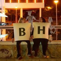Foto de 'Por H o por B'