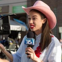 Foto de 'Haters Back Off!'