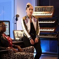 Foto de 'Turn Up Charlie'