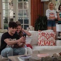 Foto de 'Alexa & Katie'