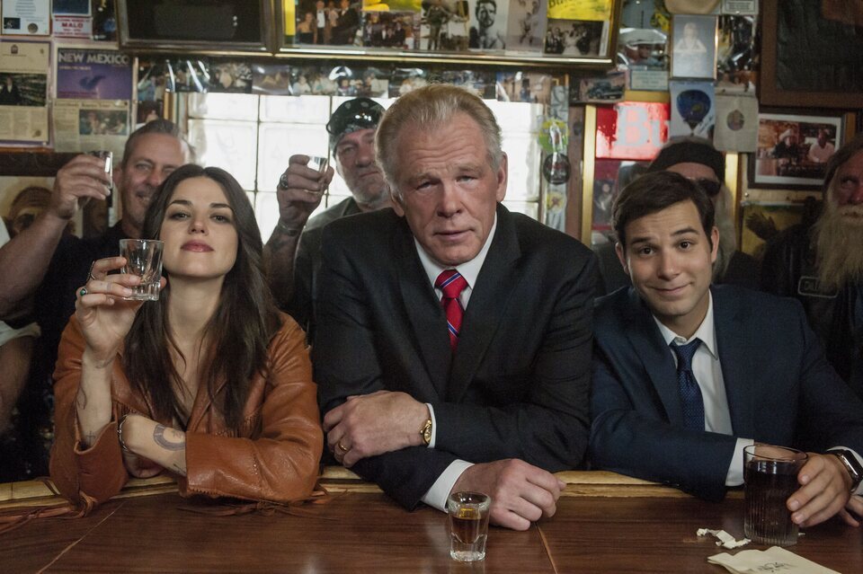 Imagen de la serie Graves