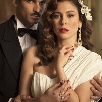 Lo que escondían sus ojos