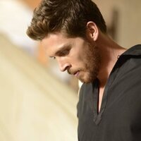 Foto de 'Still Star-Crossed'