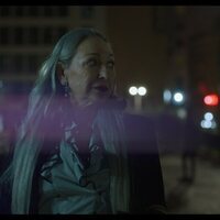 ¡Caigan las rosas blancas!