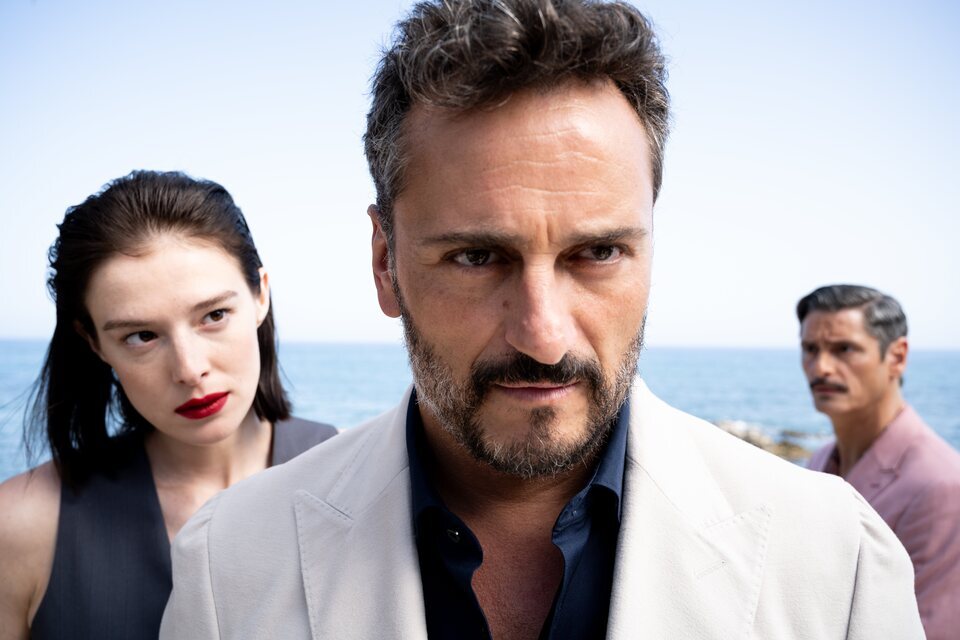 Imagen de la serie Suspicious Minds