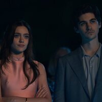 Foto de 'Your Friends & Neighbors'