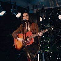 Foto de 'Your Friends & Neighbors'