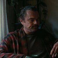 Leonardo DiCaprio protagoniza un frenético segundo tráiler de 'Una batalla tras otra'