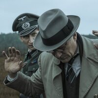 Foto de 'Never Alone'