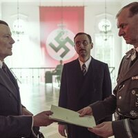 Foto de 'Never Alone'