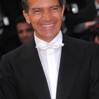 Antonio Banderas, sonriente en la alfombra roja de Cannes