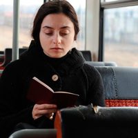 Más allá de las colinas