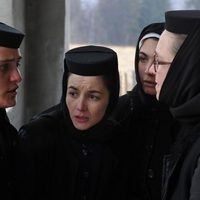 Más allá de las colinas