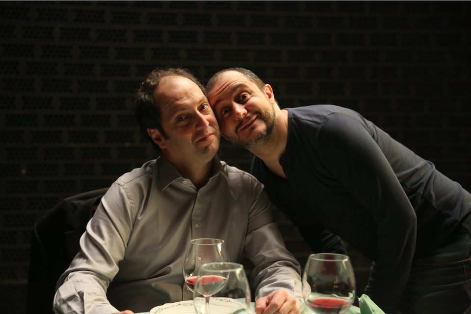 Los tontos y los estúpidos