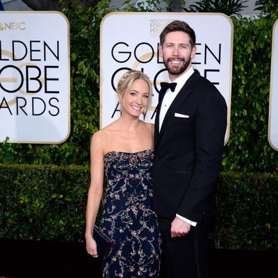Joanne Froggatt and James Cannon at the Golden Globes 2015 red carpet