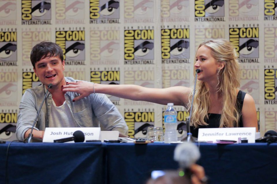 Josh Hutcherson and Jennifer Lawrence joking at the Comic-Con 2015