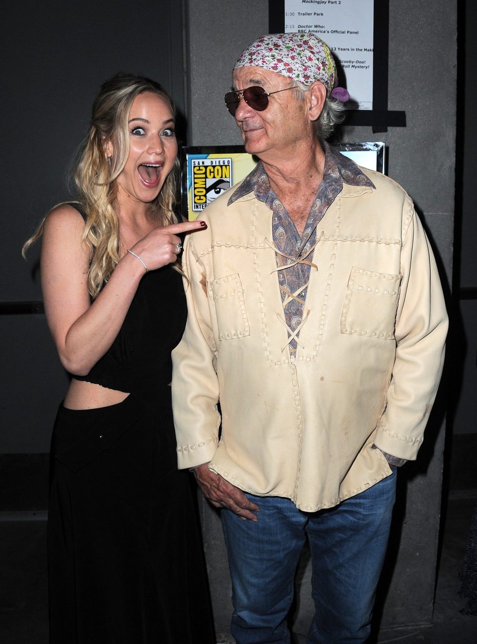 Jennifer Lawrence freaks out when she meets Bill Murray at the Comic-Con