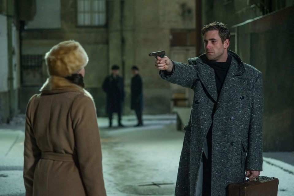 Imagen de la película Despite the Falling Snow