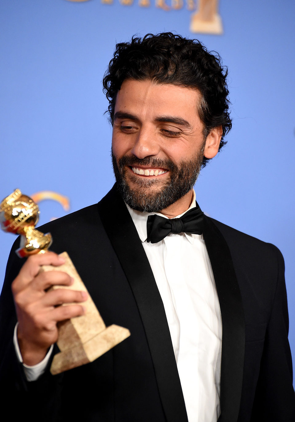 Oscar Isaac wins a Golden Globe Award for 'Show Me a Hero'