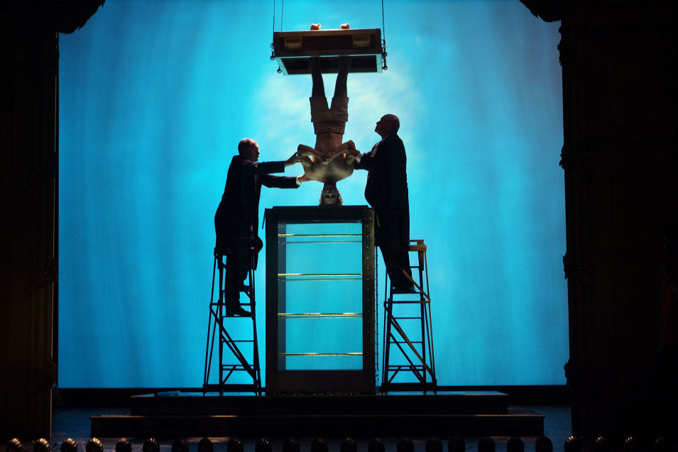 Imagen de la película Death Defying Acts