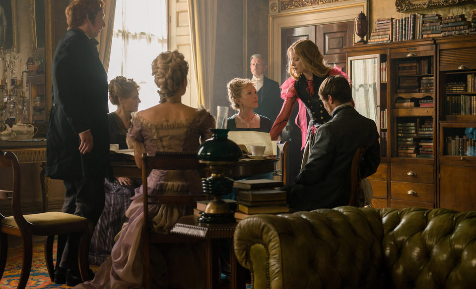 Imagen de la película Alice Through the Looking Glass