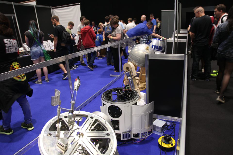 Learn how to build your droid at the Star Wars Celebration 2016