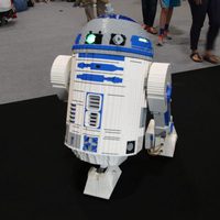 RD-D2 built with Lego's pieces at the Star Wars Celebration 2016