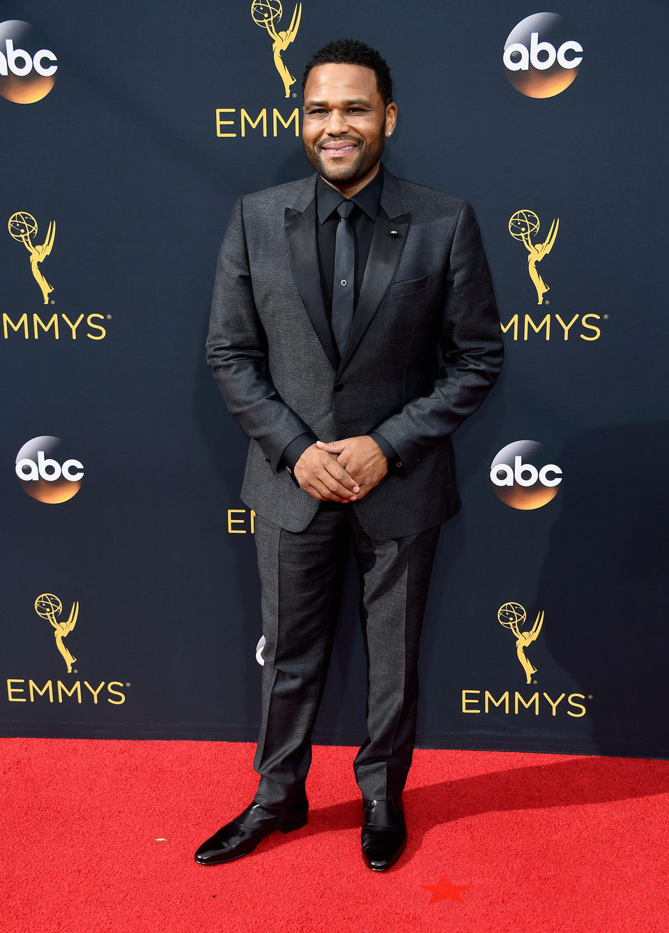 Anthony Anderson at Emmy 2016 red carpet