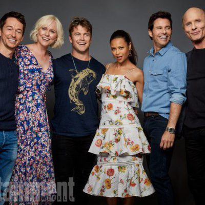 The cast of 'Westworld' poses during the Comic-Con 2017