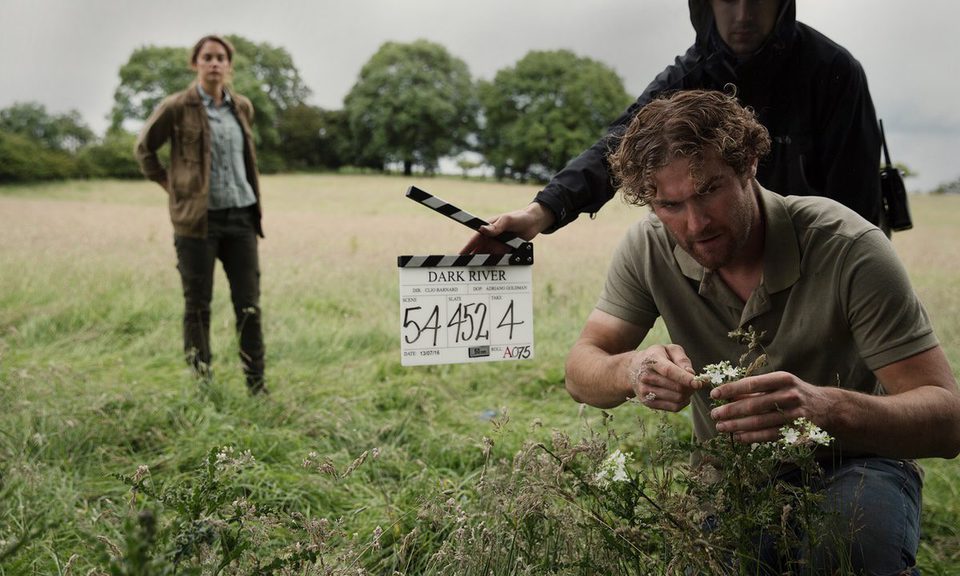 Imagen de la película Dark River