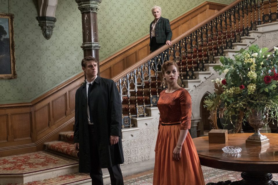Imagen de la película Crooked House