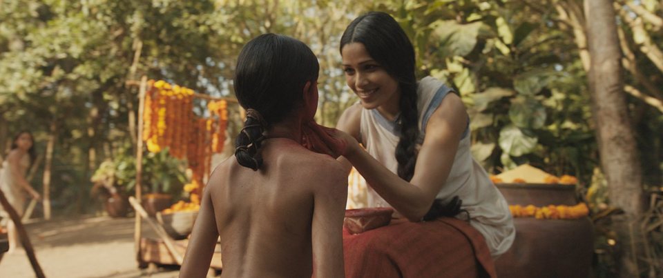 Imagen de la película Mowgli: Legend of the Jungle