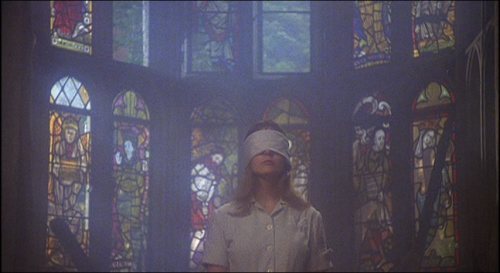 Imagen de la película The Watcher in the Woods