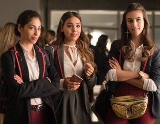 Claudia Salas and Georgina Amoros reveal that 'Elite' has two WhatsApp groups: "It's been a wonderful family"