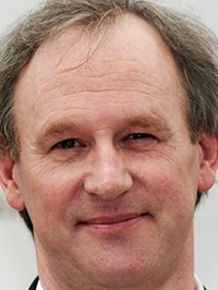  Peter Davison