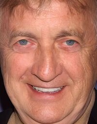  Ken Jenkins