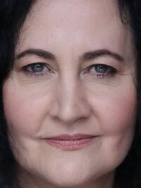  Yvette Parsons