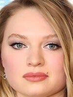 Photo of Mia Threapleton, The Phoenician Scheme actor