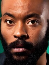  Arinzé Kene