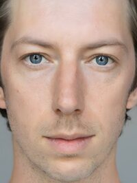  Max Mauff