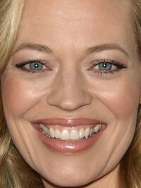  Jeri Ryan