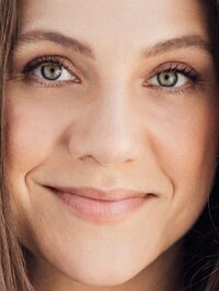  Lauren Collins