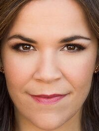  Lindsay Mendez