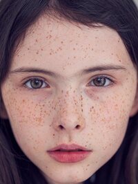  Bodhi Rae Breathnach