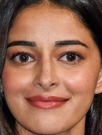  Ananya Panday
