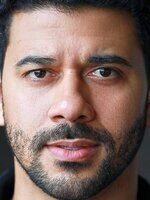 Photo of Robert Gilbert, Gulliver's Travels actor