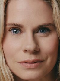  Celia Keenan-Bolger