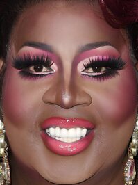  Latrice Royale